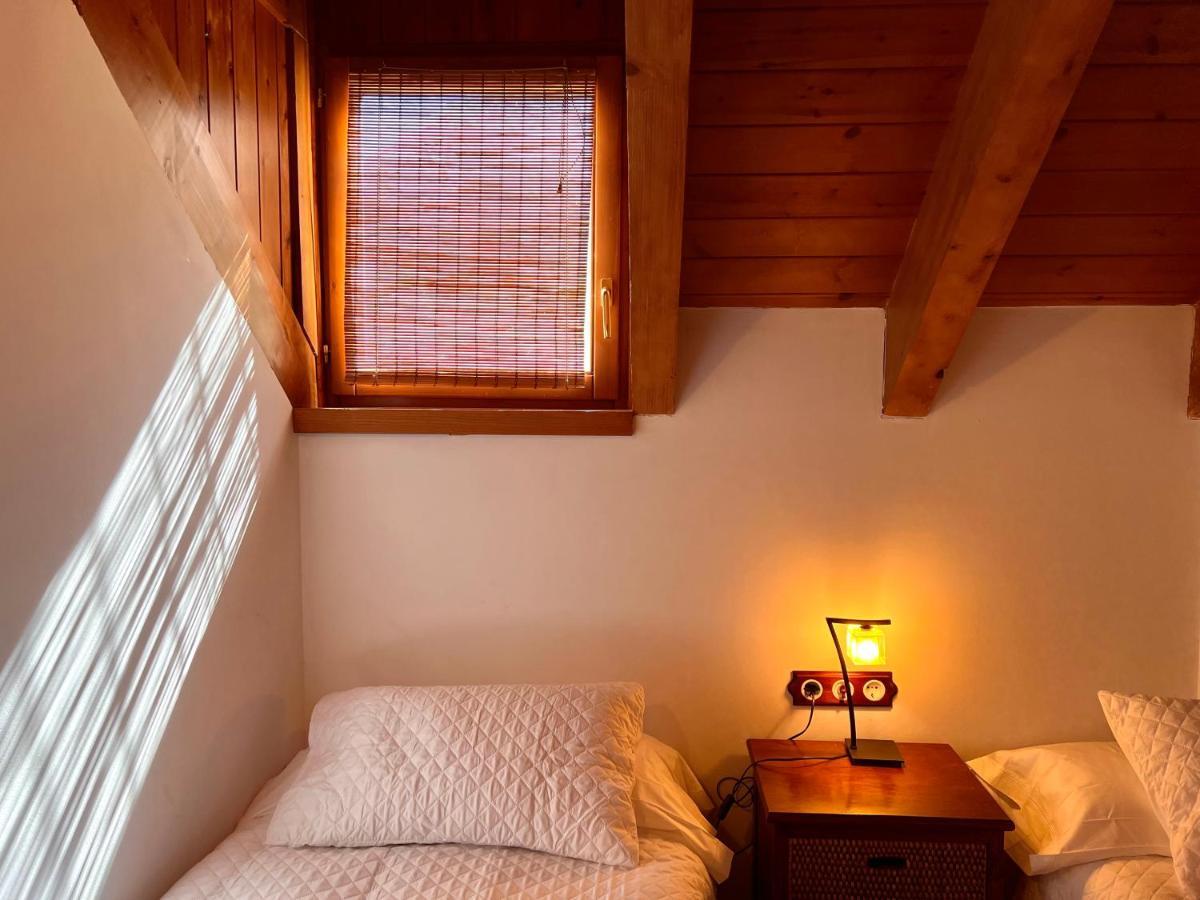 Apartament La Noguera - L'Amfitriona Rialp Εξωτερικό φωτογραφία
